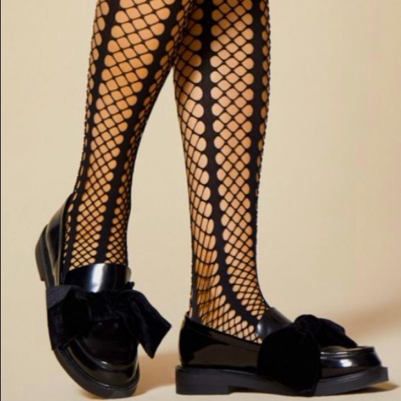 Lady on the move fishnet tights/pantyhose - Picture 2 of 3